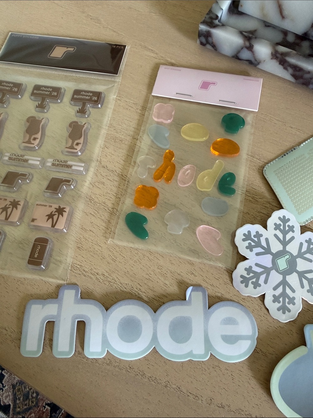 RHODE magnetic lipgloss case with free stickers - Picture 9 of 9